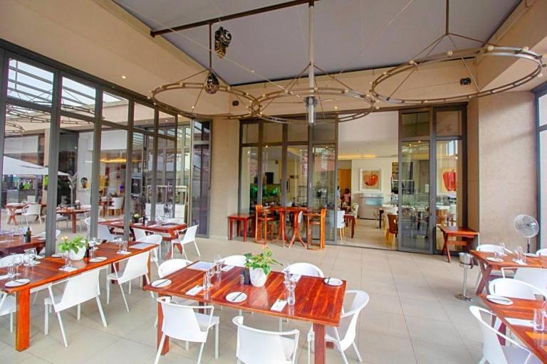 Sandton Luxury Apartment Йоханесбург Екстериор снимка